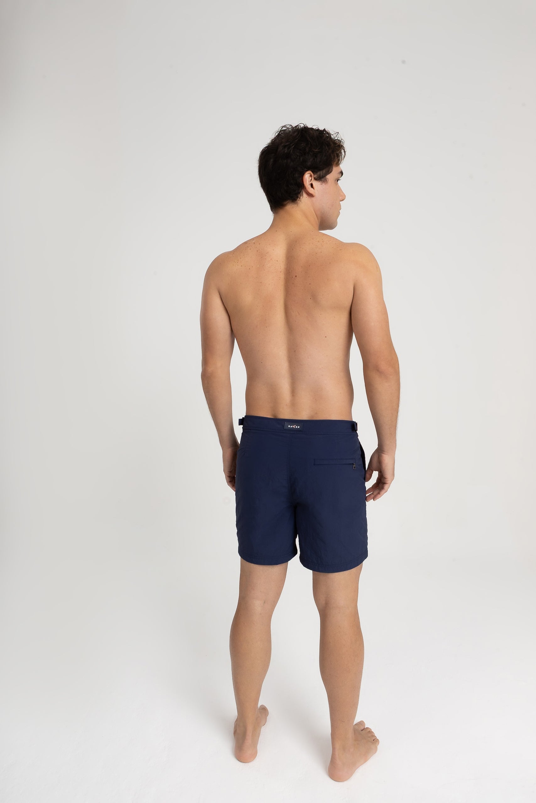 RAUTER MID OCTOPUS — EMBROIDERY